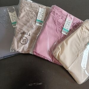 Full Coverage New In Package Panties 3 pack 3X